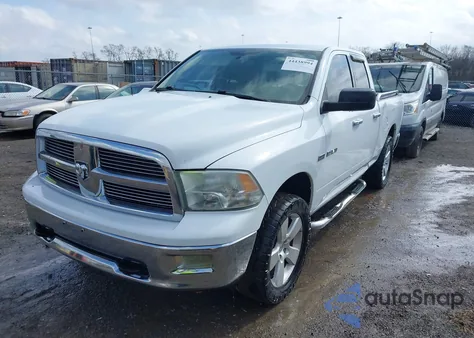 2010 Dodge Ram 1500 Slt/Sport/Trx z USA, uszkodzony, nr VIN 1D7RV1GT3AS128629